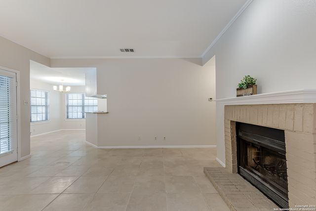 10955 Wurzbach Rd Apt 112, San Antonio, TX 78230