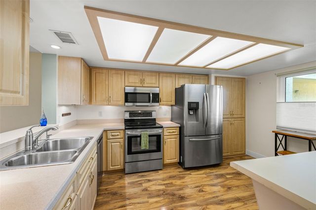 700 STARKEY ROAD 311, Largo, FL 33771