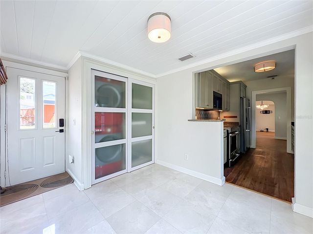 1607 DELANEY AVENUE, Orlando, FL 32806