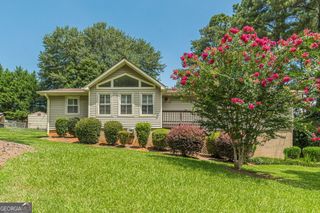 6185 S Summers Circle, Douglasville, GA 30135