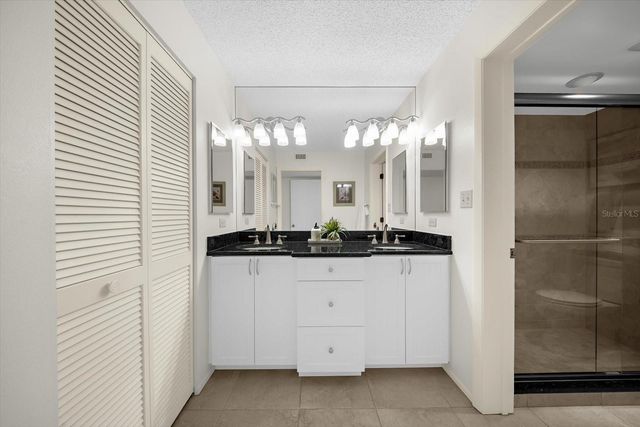 843 BAYPORT WAY 843, Longboat Key, FL 34228