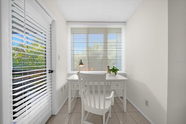 843 BAYPORT WAY 843, Longboat Key, FL 34228