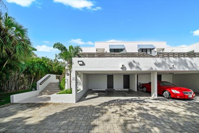 843 BAYPORT WAY 843, Longboat Key, FL 34228