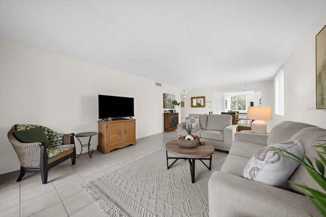 843 BAYPORT WAY 843, Longboat Key, FL 34228