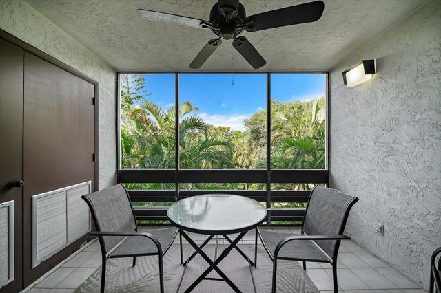 843 BAYPORT WAY 843, Longboat Key, FL 34228