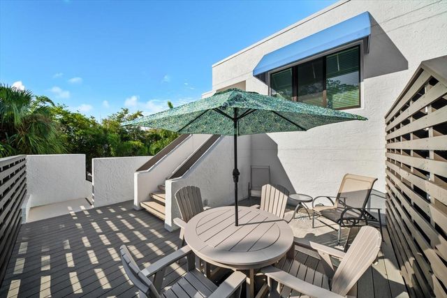 843 BAYPORT WAY 843, Longboat Key, FL 34228