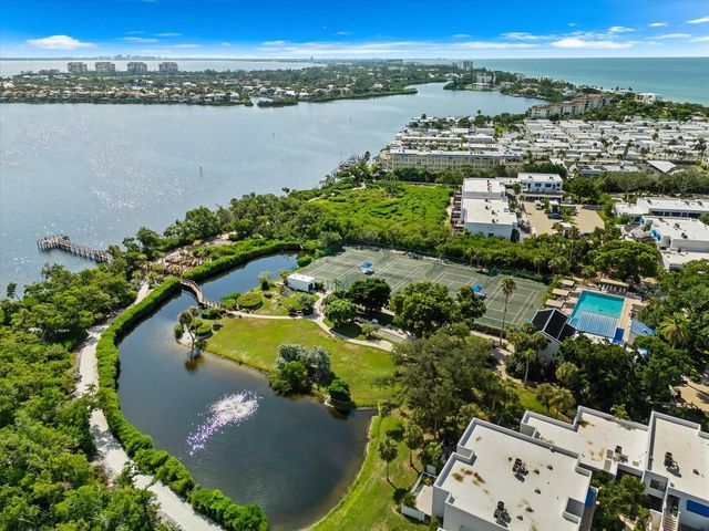 843 BAYPORT WAY 843, Longboat Key, FL 34228