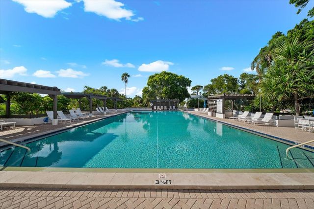 843 BAYPORT WAY 843, Longboat Key, FL 34228