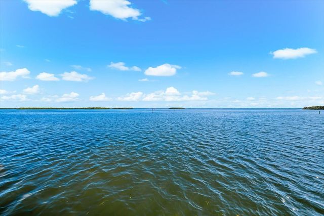 843 BAYPORT WAY 843, Longboat Key, FL 34228