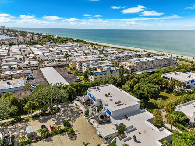 843 BAYPORT WAY 843, Longboat Key, FL 34228