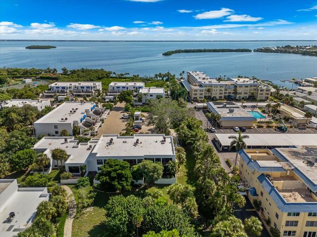843 BAYPORT WAY 843, Longboat Key, FL 34228
