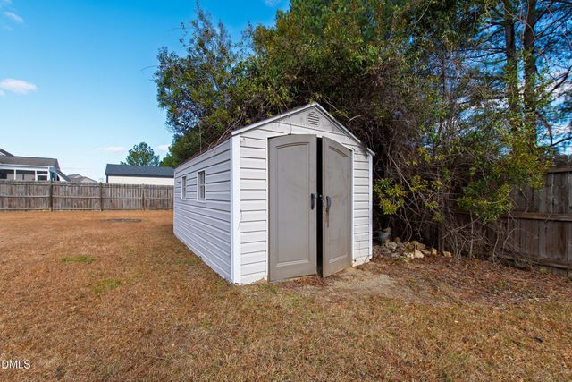 450 Windgate Drive, Clayton, NC 27527