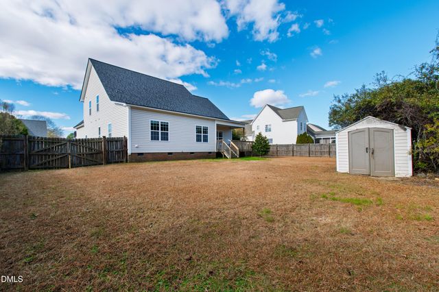 450 Windgate Drive, Clayton, NC 27527