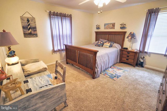 311 MARSHALL AVE, Colonial Beach, VA 22443