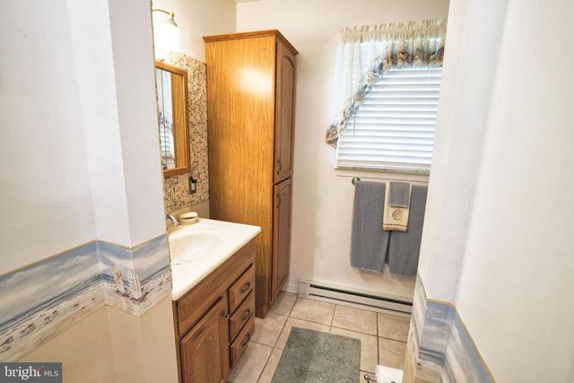 311 MARSHALL AVE, Colonial Beach, VA 22443