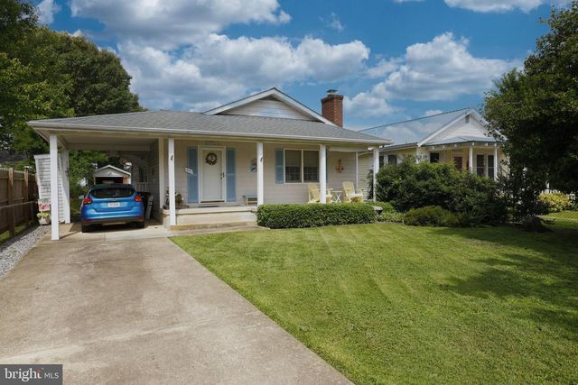 311 MARSHALL AVE, Colonial Beach, VA 22443