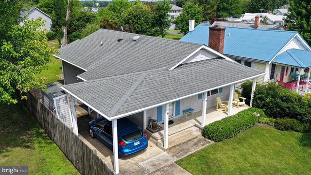 311 MARSHALL AVE, Colonial Beach, VA 22443
