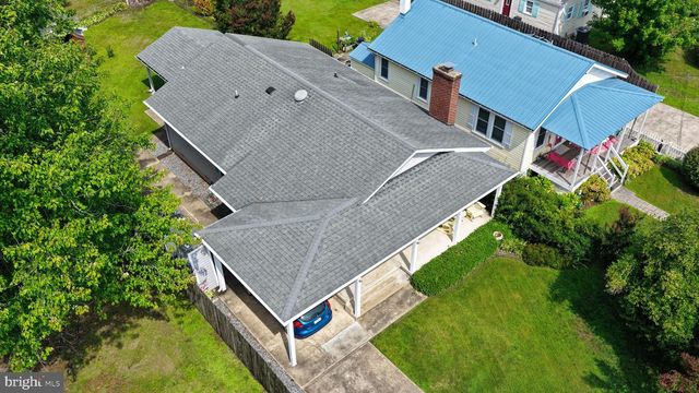 311 MARSHALL AVE, Colonial Beach, VA 22443