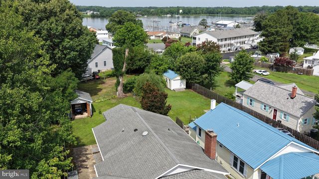 311 MARSHALL AVE, Colonial Beach, VA 22443