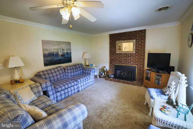 311 MARSHALL AVE, Colonial Beach, VA 22443