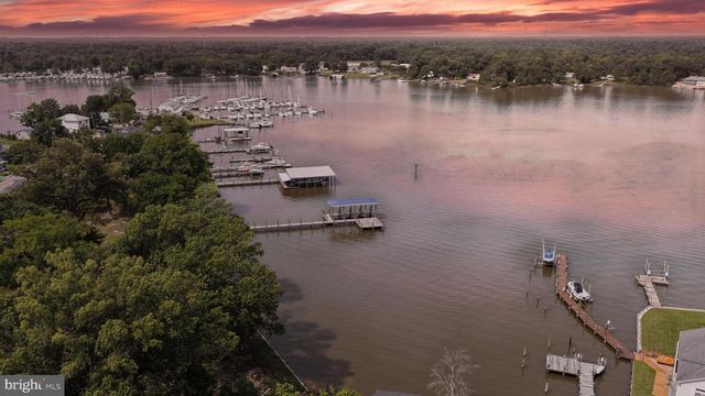 311 MARSHALL AVE, Colonial Beach, VA 22443