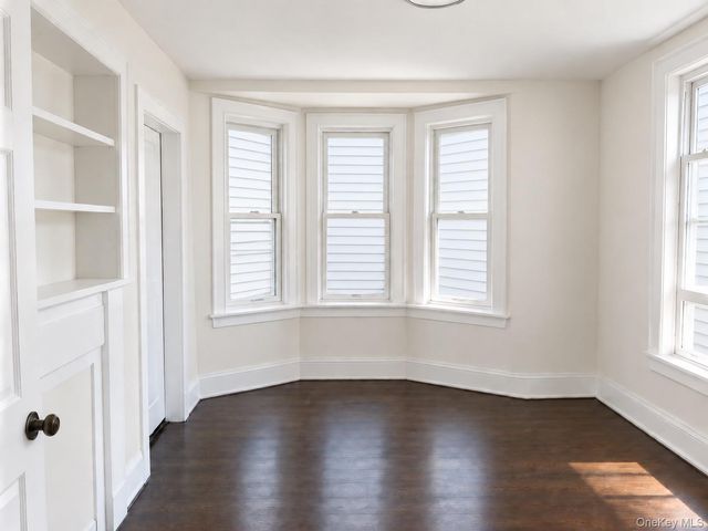 169 Beekman Avenue, Sleepy Hollow, NY 10591