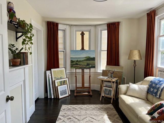 169 Beekman Avenue, Sleepy Hollow, NY 10591