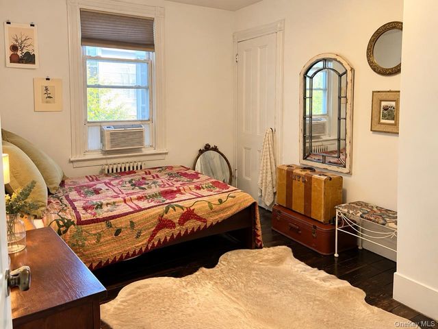 169 Beekman Avenue, Sleepy Hollow, NY 10591