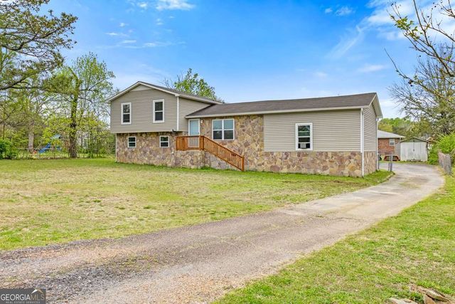 1975 Cloud Springs Road, Rossville, GA 30741