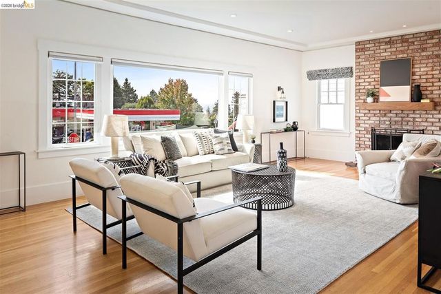 355 Arlington Ave, Berkeley, CA 94707