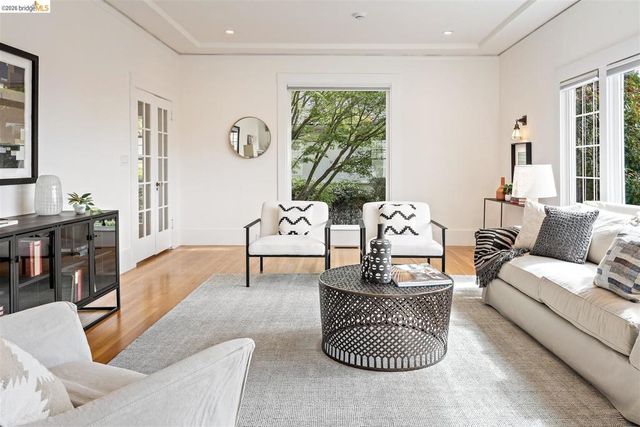355 Arlington Ave, Berkeley, CA 94707