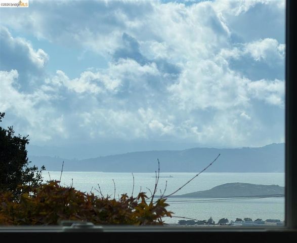 355 Arlington Ave, Berkeley, CA 94707
