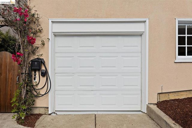 355 Arlington Ave, Berkeley, CA 94707