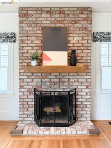 355 Arlington Ave, Berkeley, CA 94707