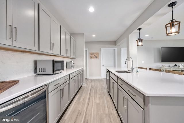 120 FAIRVIEW DR, Mineral, VA 23117