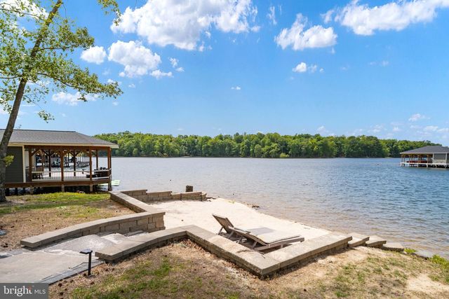 120 FAIRVIEW DR, Mineral, VA 23117