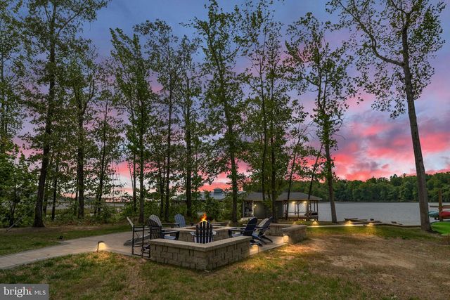 120 FAIRVIEW DR, Mineral, VA 23117