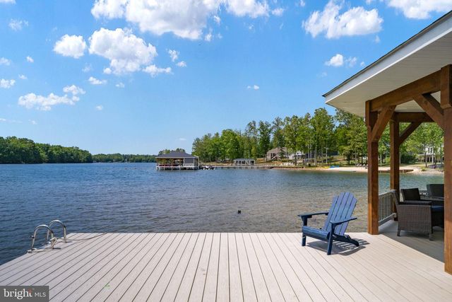 120 FAIRVIEW DR, Mineral, VA 23117