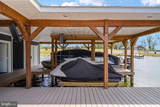 120 FAIRVIEW DR, Mineral, VA 23117