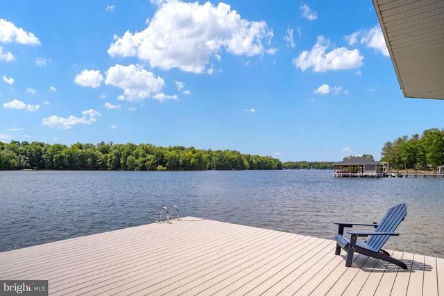 120 FAIRVIEW DR, Mineral, VA 23117