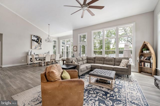 120 FAIRVIEW DR, Mineral, VA 23117