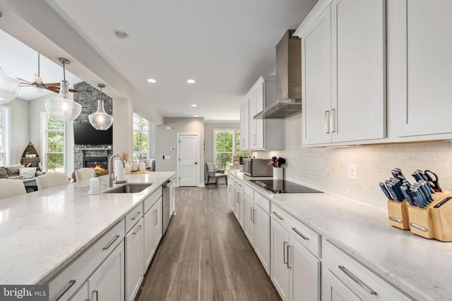 120 FAIRVIEW DR, Mineral, VA 23117