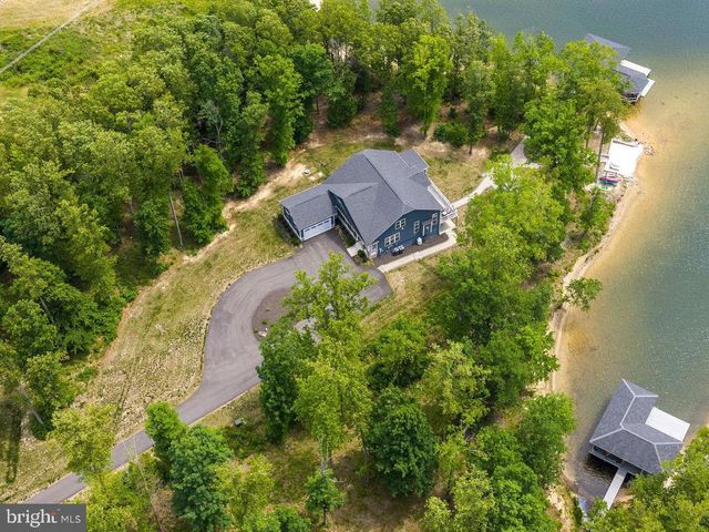 120 FAIRVIEW DR, Mineral, VA 23117