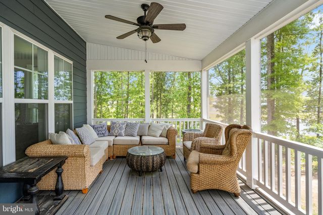 120 FAIRVIEW DR, Mineral, VA 23117
