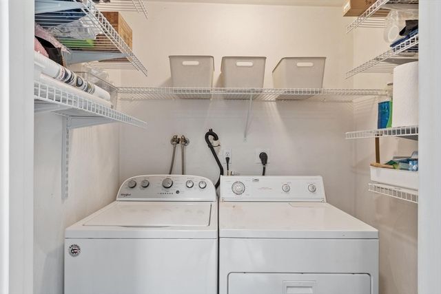 41 Fairway Dr 41, Tewksbury, MA 01876