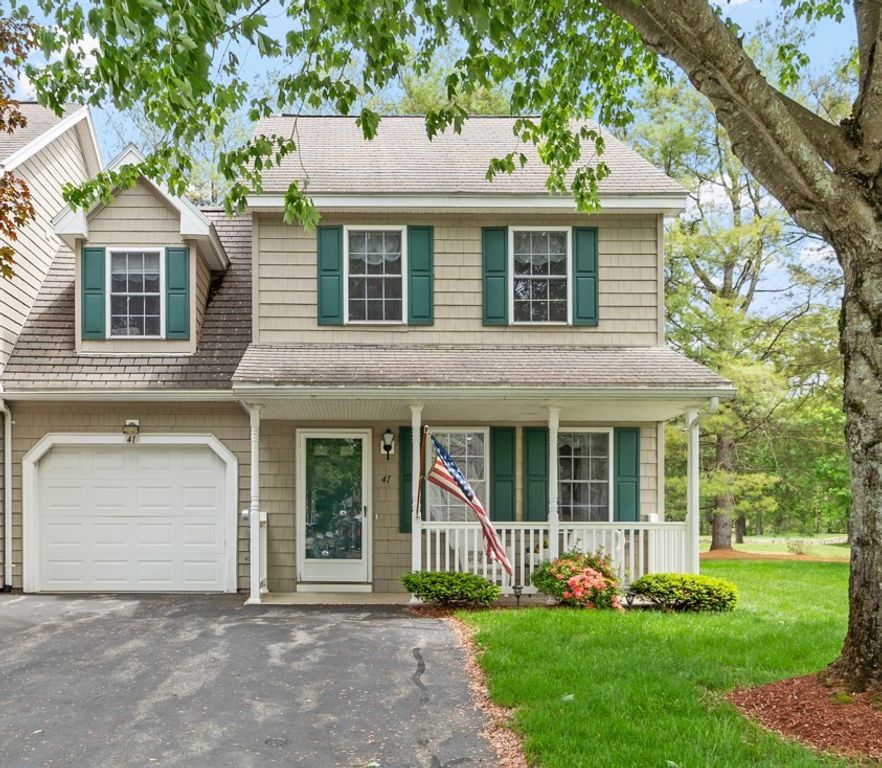 41 Fairway Dr 41, Tewksbury, MA 01876