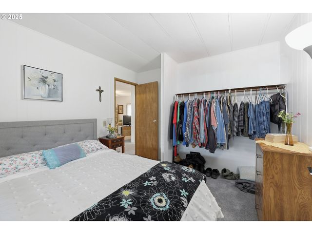 2376 KINGFISHER Ln, Kelso, WA 98626