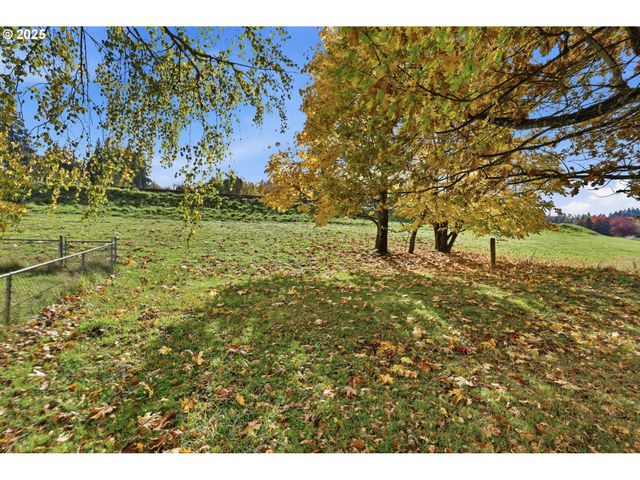 2376 KINGFISHER Ln, Kelso, WA 98626