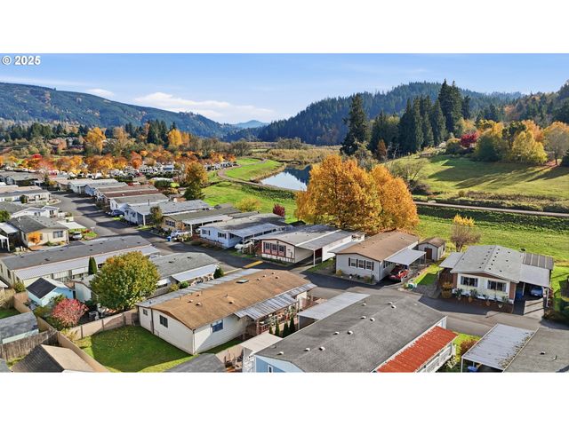 2376 KINGFISHER Ln, Kelso, WA 98626