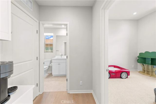 144 Sunnyside, Irvine, CA 92618